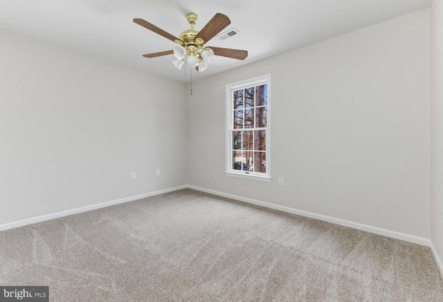 706 HICKORY CT, Monroeville, NJ 08343