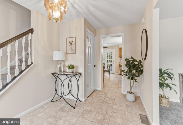 706 HICKORY CT, Monroeville, NJ 08343