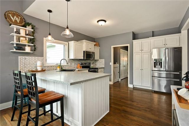 18870 W 116th Street, Olathe, KS 66061