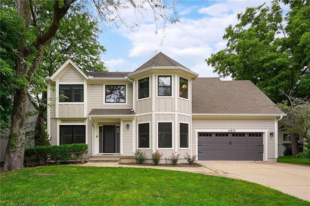 18870 W 116th Street, Olathe, KS 66061