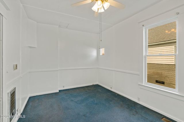 813 N 2nd St, Yakima, WA 98901