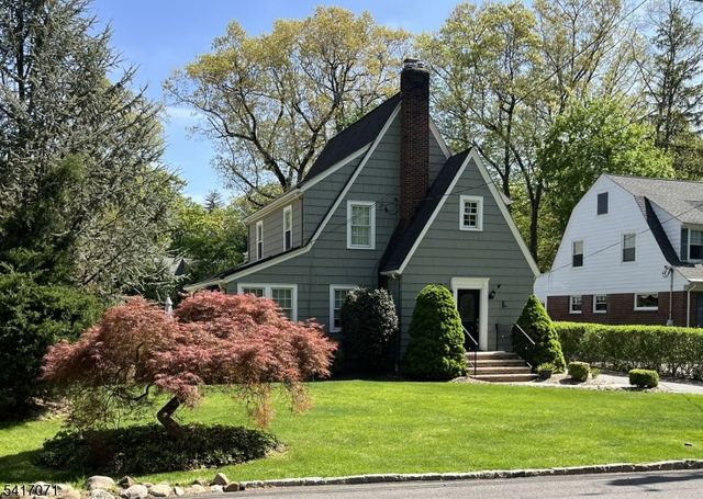 25 Bowers Rd, Caldwell Boro Twp., NJ 07006