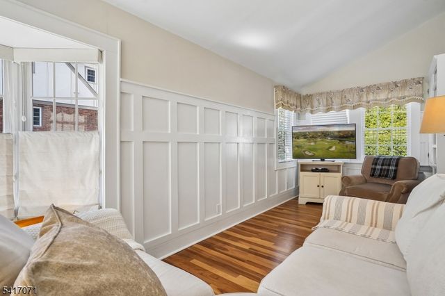 25 Bowers Rd, Caldwell Boro Twp., NJ 07006