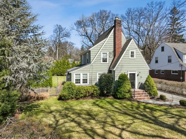 25 Bowers Rd, Caldwell Boro Twp., NJ 07006