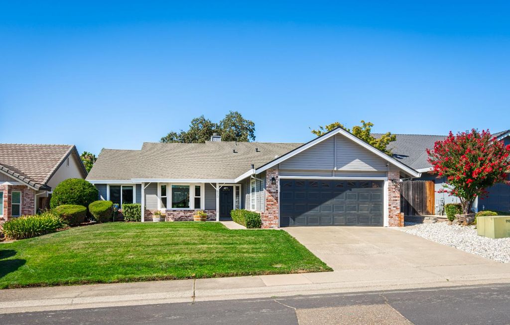 620 Dawnridge Rd, Roseville, CA 95678