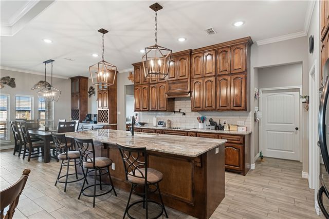 14222 Punta Bonaire Dr, Corpus Christi, TX 78418