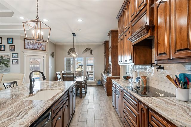 14222 Punta Bonaire Dr, Corpus Christi, TX 78418