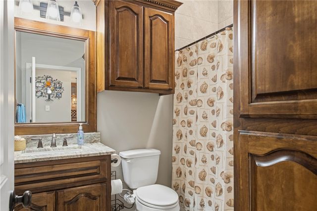 14222 Punta Bonaire Dr, Corpus Christi, TX 78418