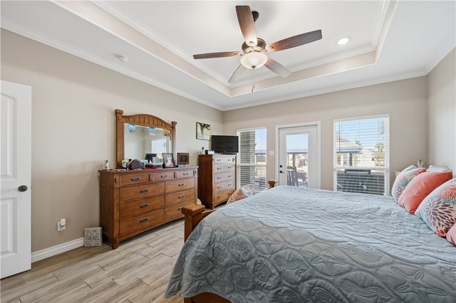 14222 Punta Bonaire Dr, Corpus Christi, TX 78418