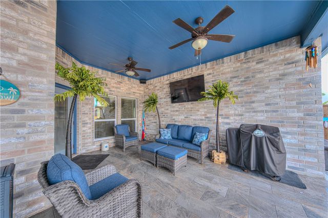 14222 Punta Bonaire Dr, Corpus Christi, TX 78418