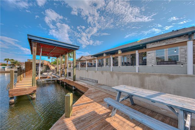 14222 Punta Bonaire Dr, Corpus Christi, TX 78418