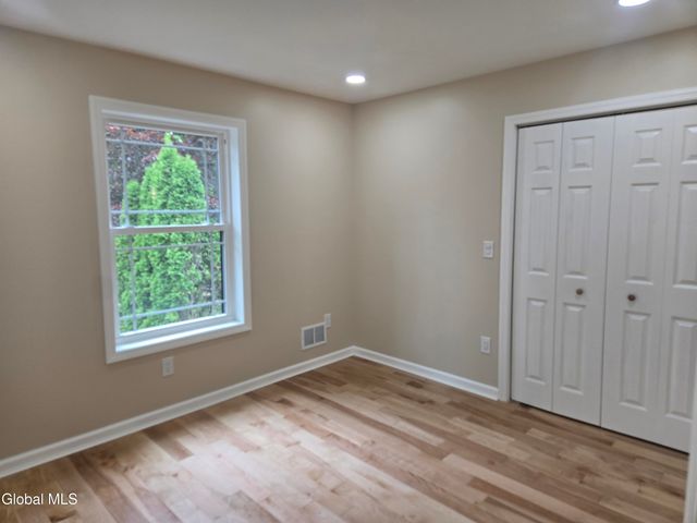 9 Alva Drive, Colonie, NY 12110