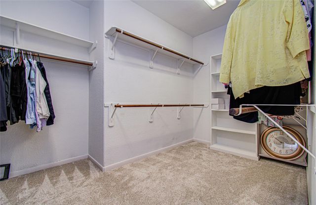 105 Hawke Bay Lane, Friendswood, TX 77546