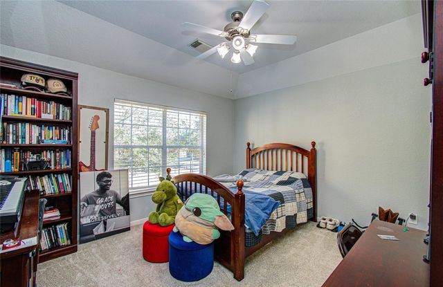 105 Hawke Bay Lane, Friendswood, TX 77546