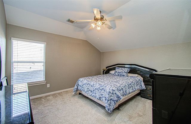 105 Hawke Bay Lane, Friendswood, TX 77546