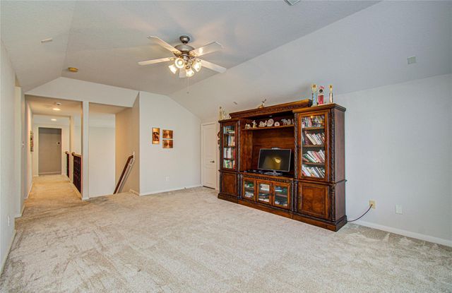 105 Hawke Bay Lane, Friendswood, TX 77546