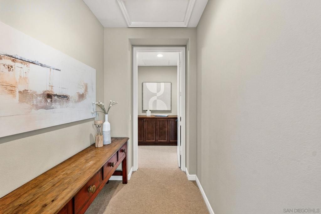 Image 27 of property listing at 817 Dolphin, Encinitas, CA 92024