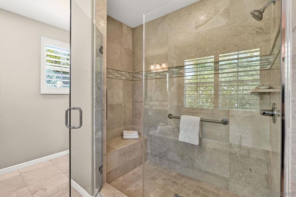 Image 32 of property listing at 817 Dolphin, Encinitas, CA 92024