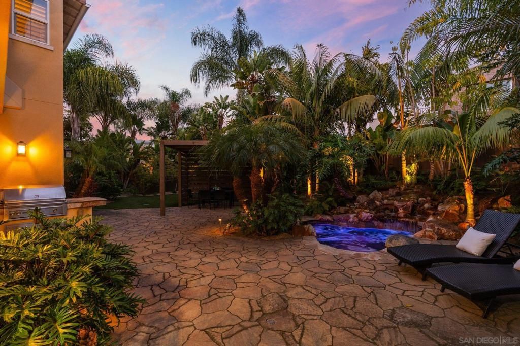 Image 44 of property listing at 817 Dolphin, Encinitas, CA 92024