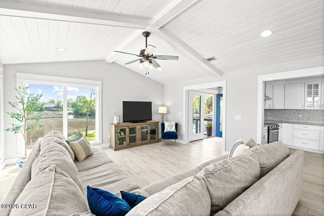 700 W 4th Street, Lynn Haven, FL 32444