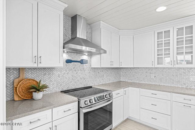 700 W 4th Street, Lynn Haven, FL 32444