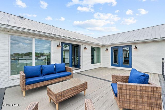 700 W 4th Street, Lynn Haven, FL 32444