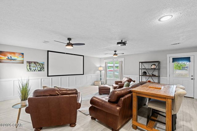 700 W 4th Street, Lynn Haven, FL 32444