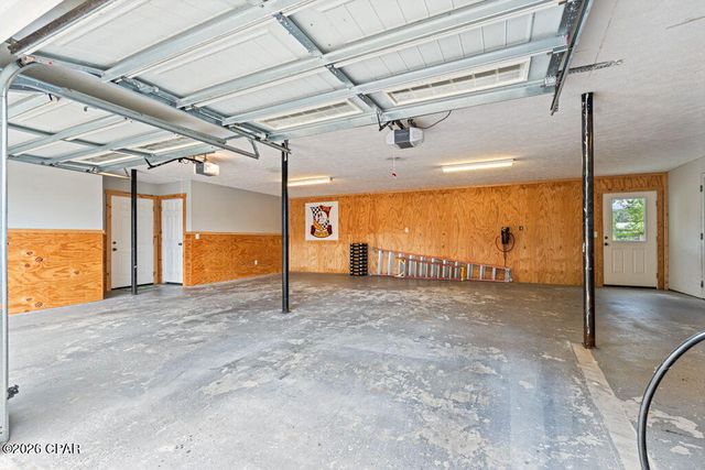 700 W 4th Street, Lynn Haven, FL 32444