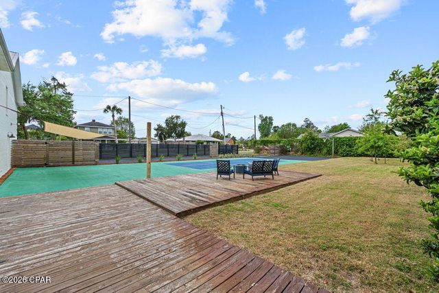 700 W 4th Street, Lynn Haven, FL 32444