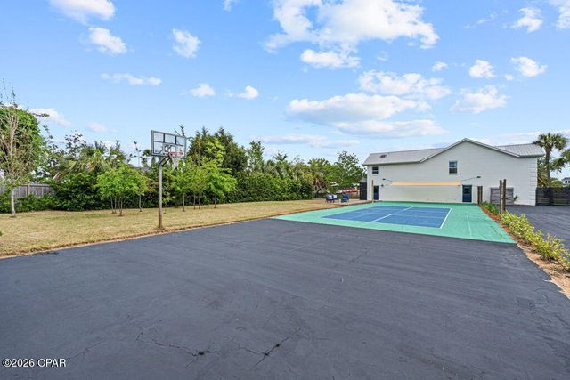 700 W 4th Street, Lynn Haven, FL 32444