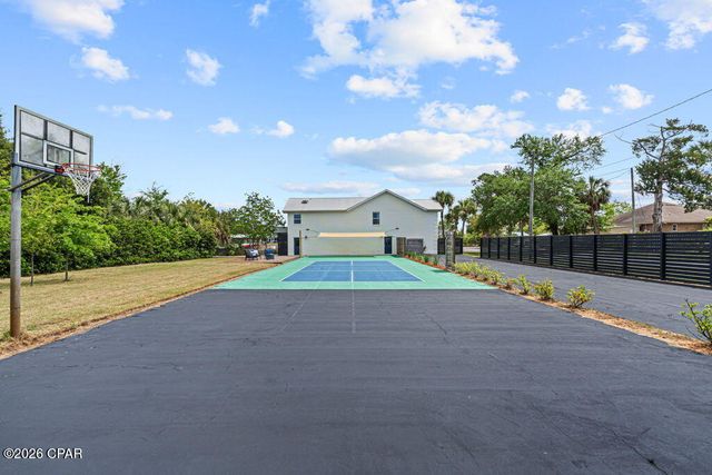 700 W 4th Street, Lynn Haven, FL 32444