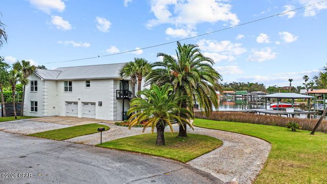 700 W 4th Street, Lynn Haven, FL 32444