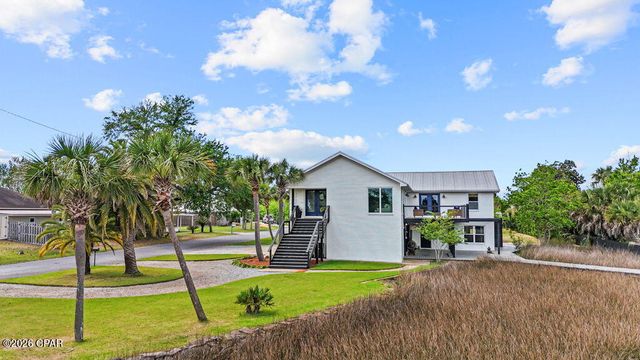 700 W 4th Street, Lynn Haven, FL 32444