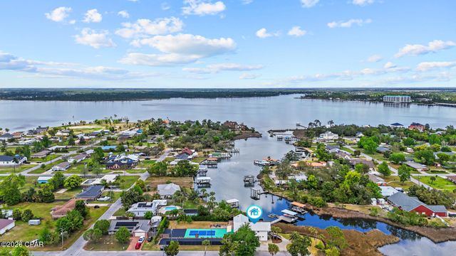 700 W 4th Street, Lynn Haven, FL 32444