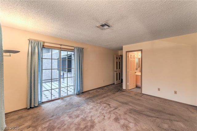 2041 Willowbury Drive D, Las Vegas, NV 89108