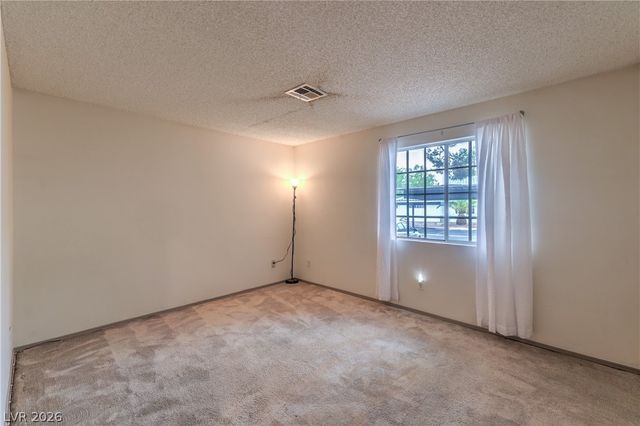 2041 Willowbury Drive D, Las Vegas, NV 89108