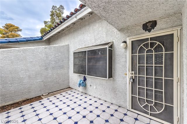 2041 Willowbury Drive D, Las Vegas, NV 89108