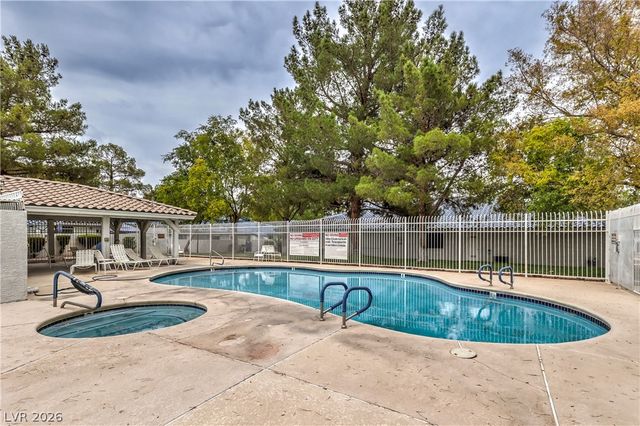 2041 Willowbury Drive D, Las Vegas, NV 89108