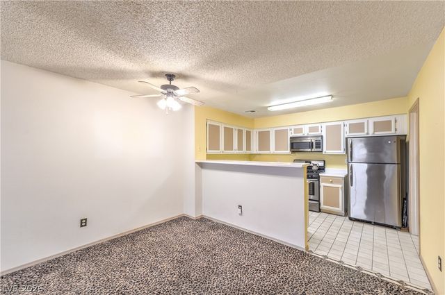 2041 Willowbury Drive D, Las Vegas, NV 89108