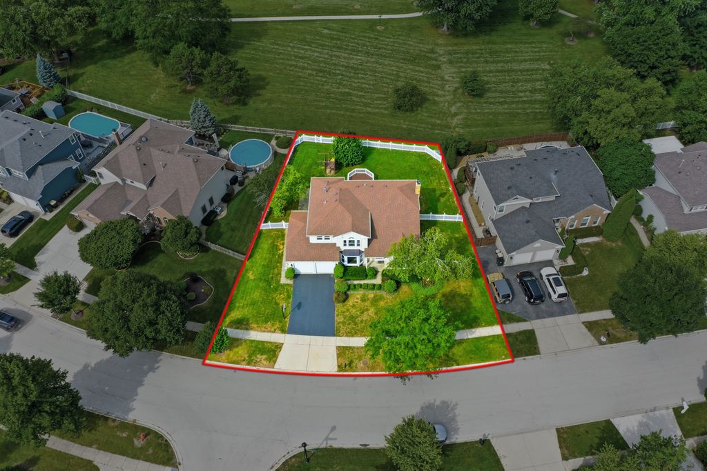 450 Potomac Lane, Elk Grove Village, IL 60007 — photo 2