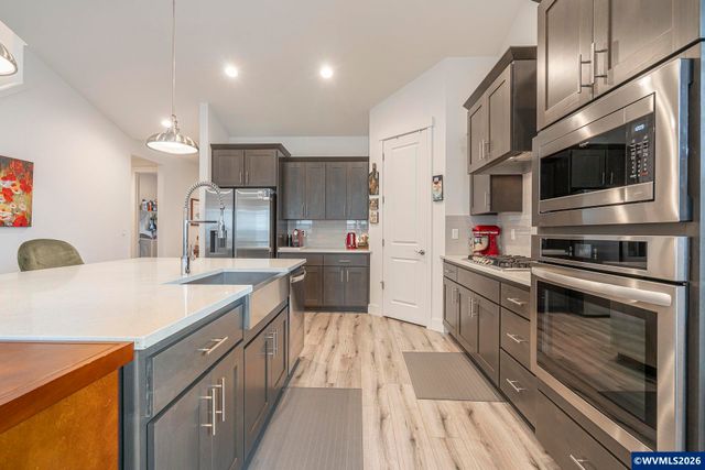 1713 N Kalapuya Pl, Lafayette, OR 97127