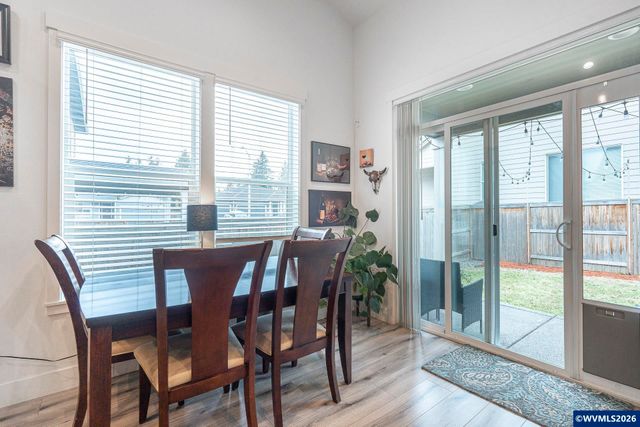 1713 N Kalapuya Pl, Lafayette, OR 97127