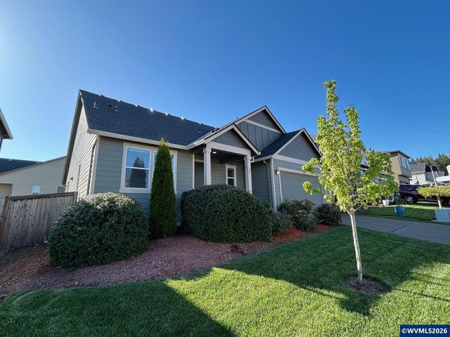 1713 N Kalapuya Pl, Lafayette, OR 97127