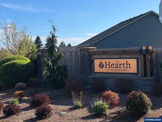 1713 N Kalapuya Pl, Lafayette, OR 97127