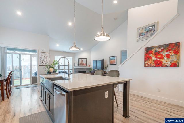 1713 N Kalapuya Pl, Lafayette, OR 97127