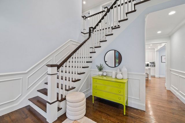 11 Woodhaven Rd, Newton, MA 02468