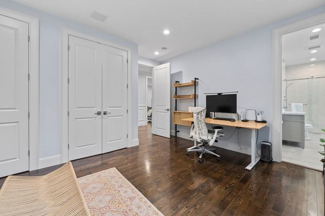 11 Woodhaven Rd, Newton, MA 02468