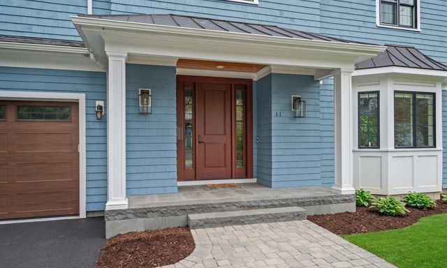 11 Woodhaven Rd, Newton, MA 02468