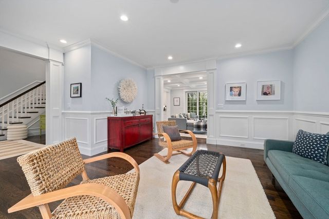11 Woodhaven Rd, Newton, MA 02468
