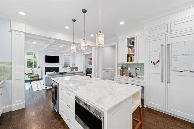 11 Woodhaven Rd, Newton, MA 02468